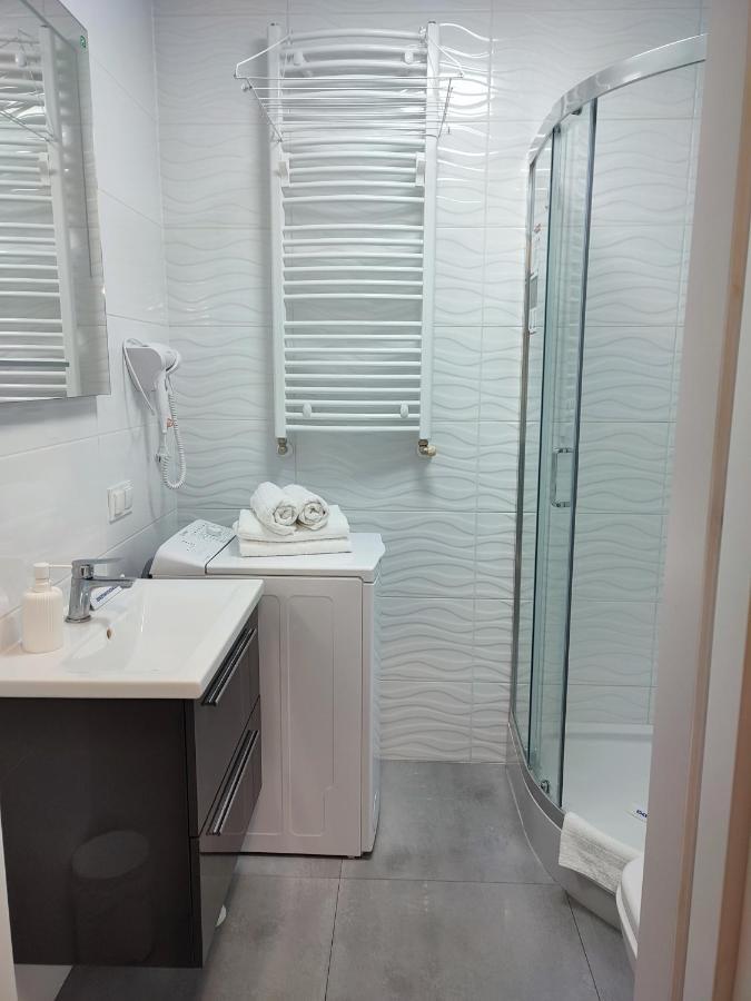 Apartament Nadolnik Bezplatny Parking Klucze W Skrytce Rachunek Poznań Esterno foto